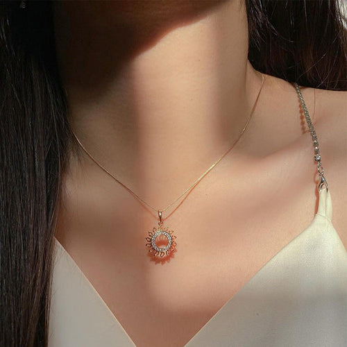 Fashion Jeweled Pendant Women's Alloy Sun Round